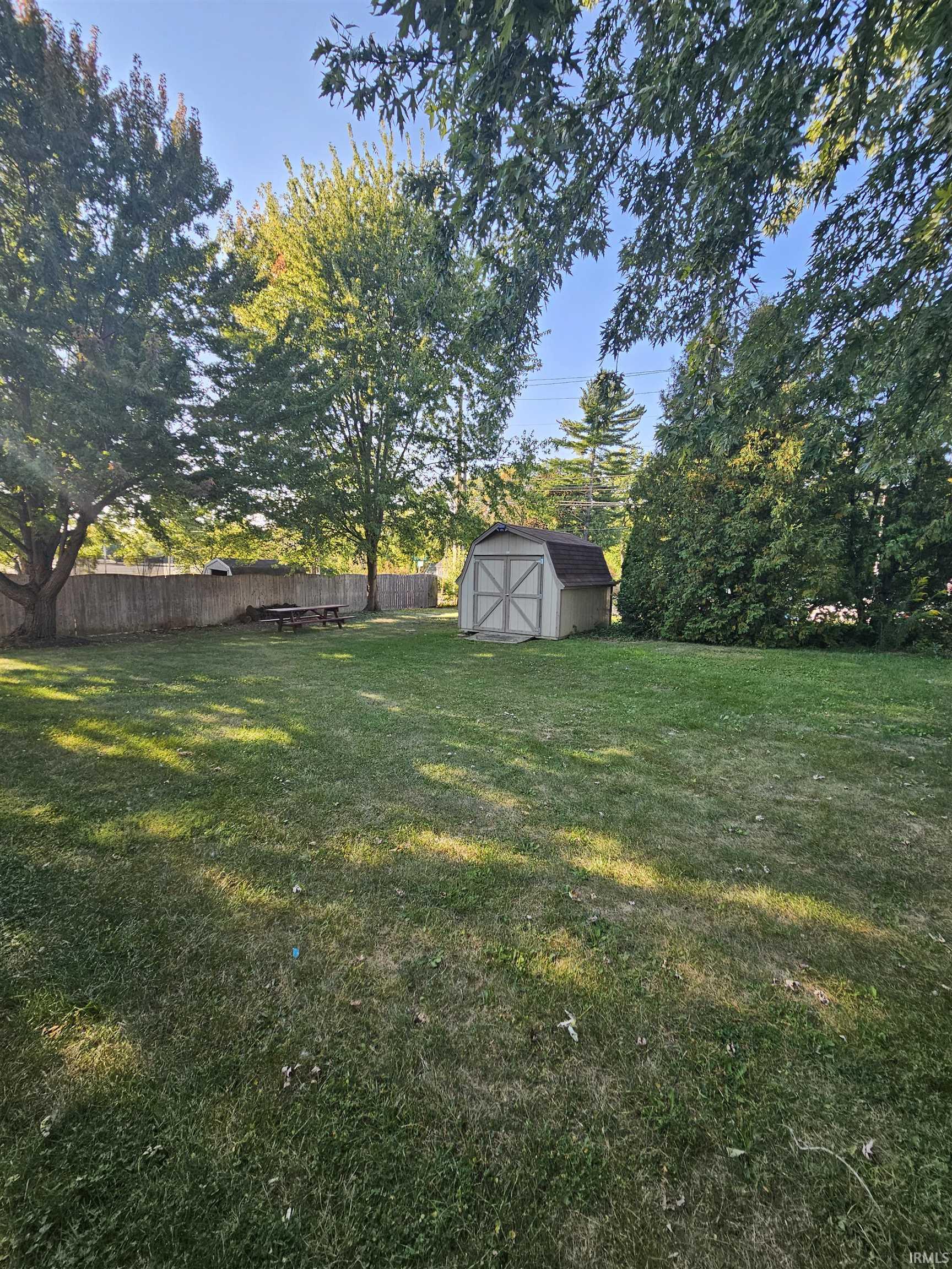 409 Sunset Lane Decatur, IN 46733 - Photo 3 of 13