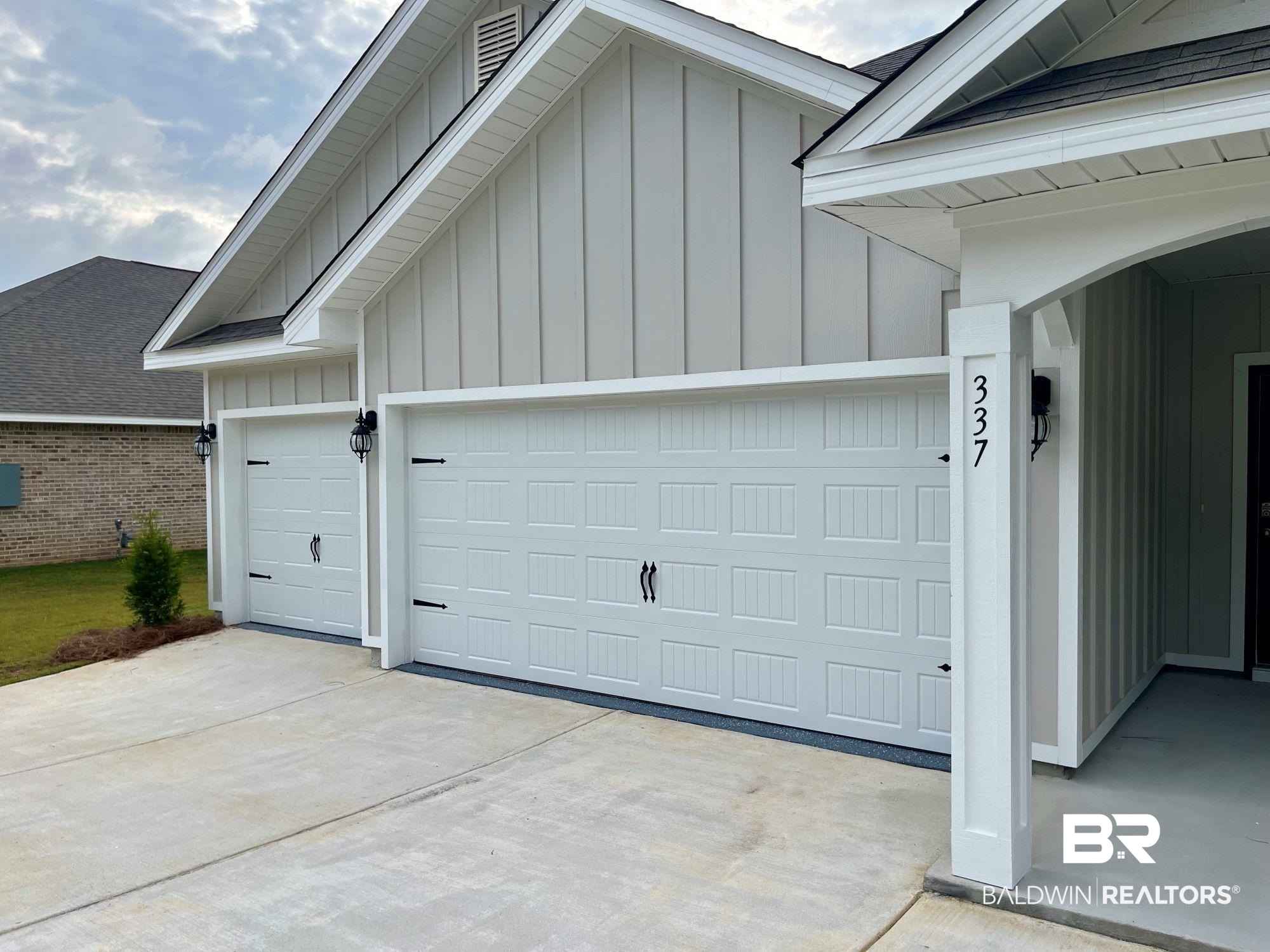 337 Barndling Street Fairhope, AL 36532 - Photo 4 of 34 View of garage