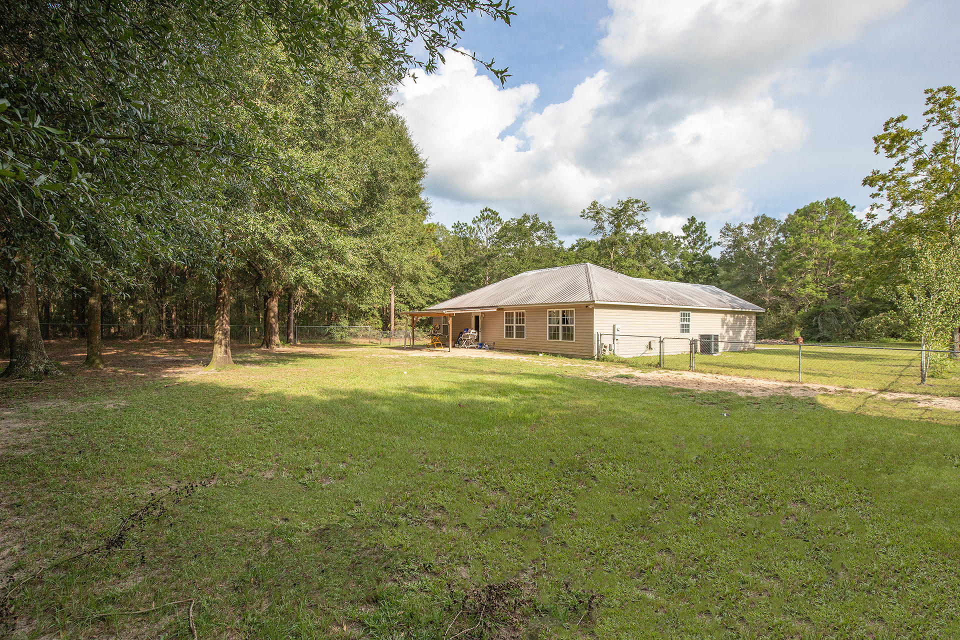 5585 Sam O'Neal Road Baker, FL 32531 - Photo 20 of 26 Gallery Image 20