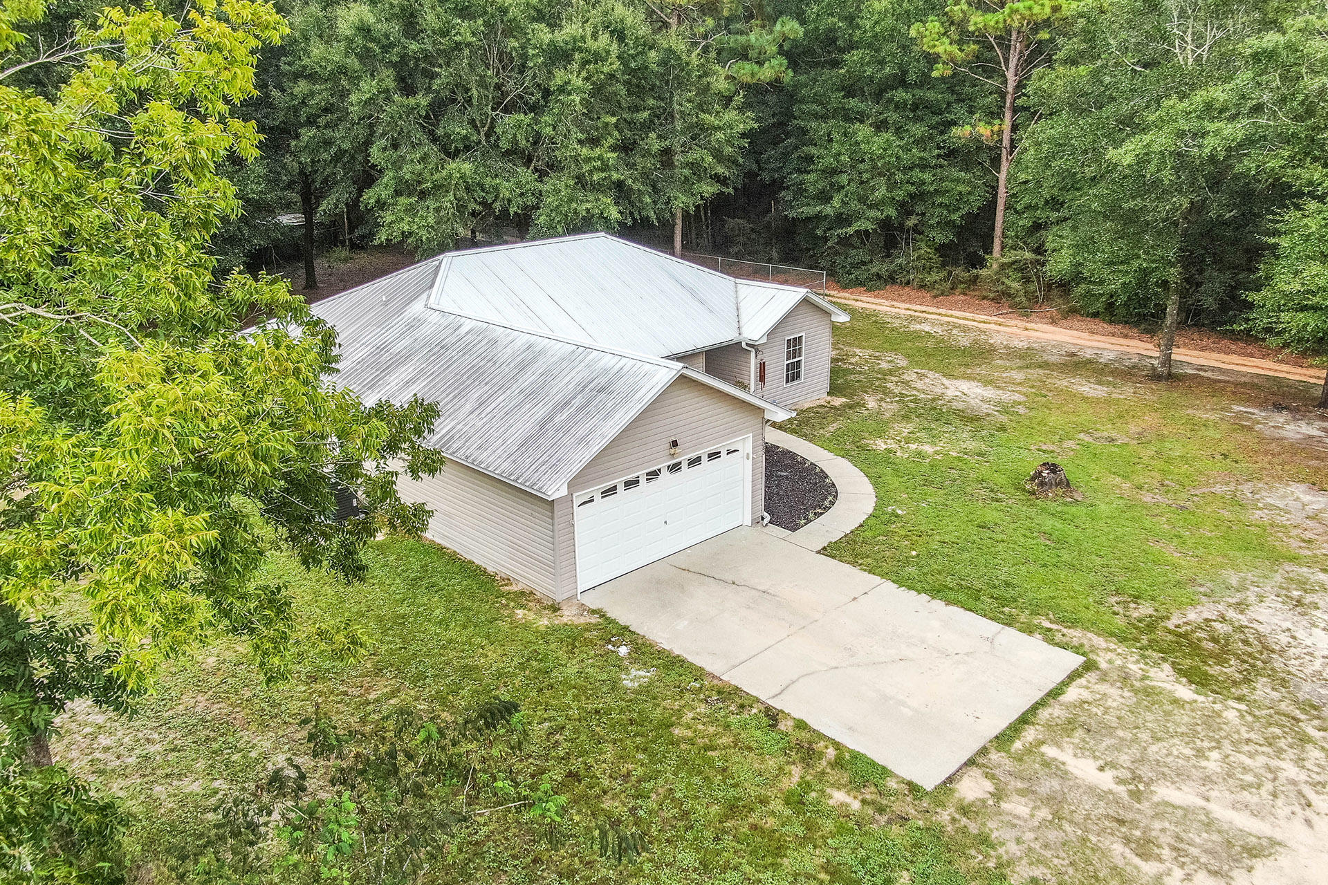 5585 Sam O'Neal Road Baker, FL 32531 - Photo 24 of 26 Gallery Image 24