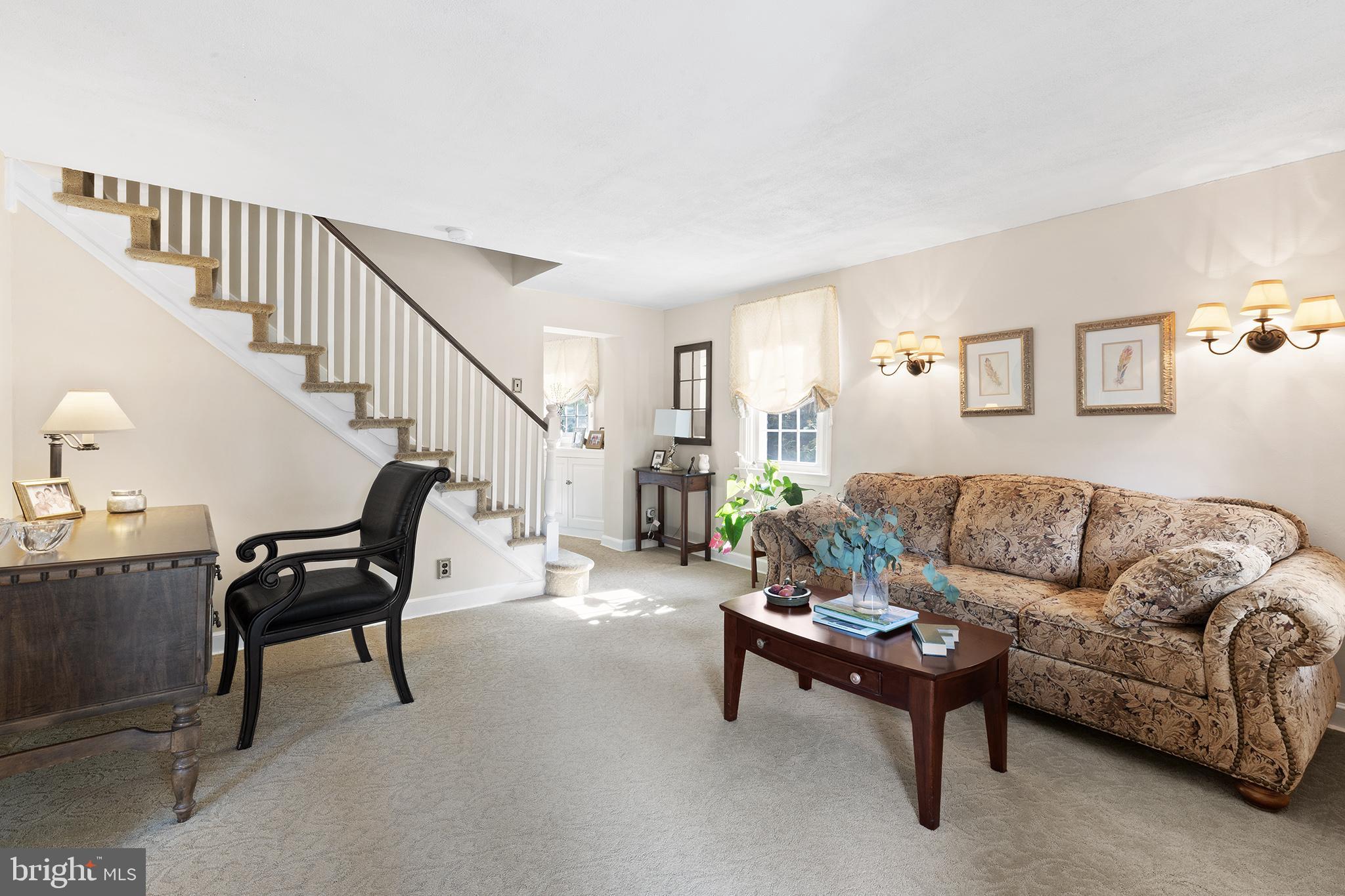 536 Drayton Road Oreland, PA 19075 - Photo 5 of 45 Inviting living space with elegant charm.
