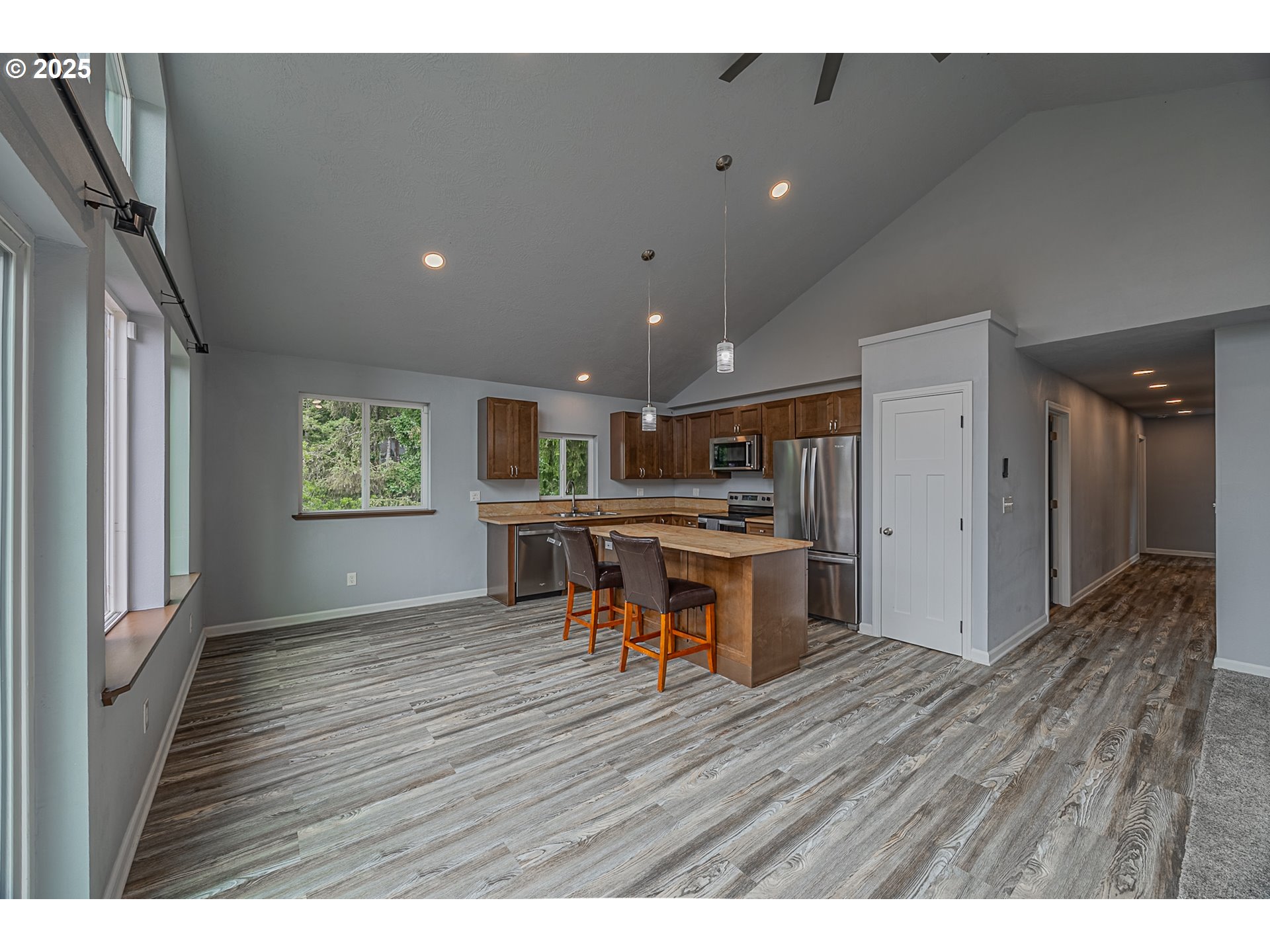 2547 Pony Creek Road North Bend, OR 97459 - Photo 16 of 48 Living Room/Dining Room