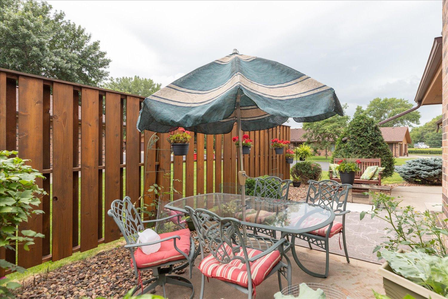 2205 Baihly Court Southwest Rochester, MN 55902 - Photo 29 of 44