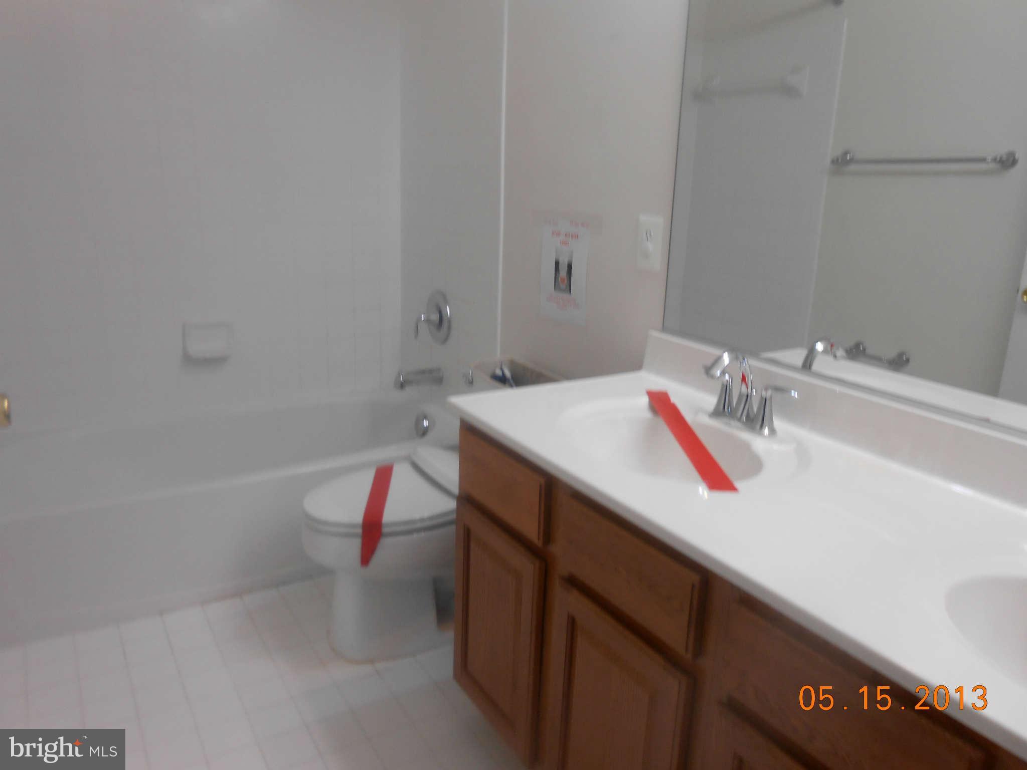 3322 St Marys View Road Accokeek, MD 20607 - Photo 5 of 10 Bath (Master)