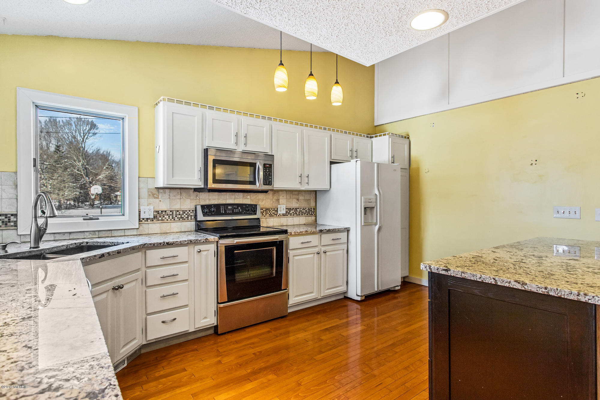 16248 Taft Street Spring Lake, MI 49456 - Photo 4 of 14 16248 Taft Rd, Spring Lake-7