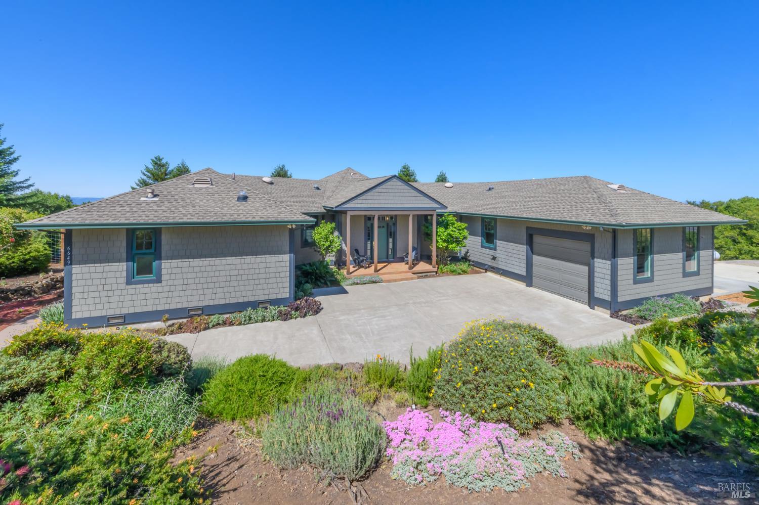 6649 Round Oak Road Penngrove, CA 94951 - Photo 3 of 57
