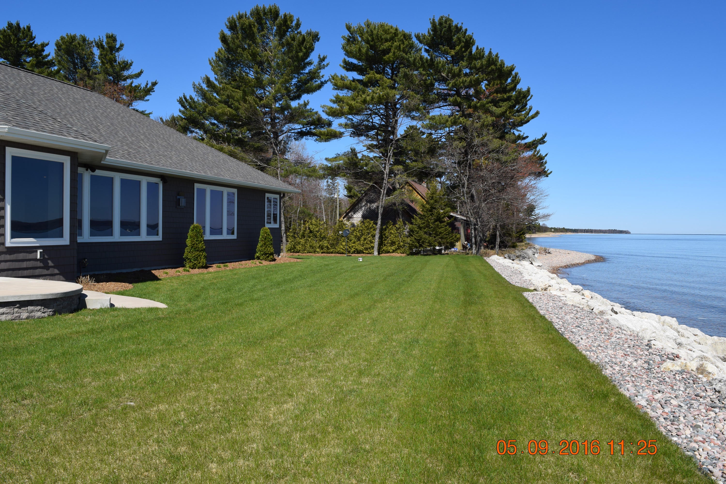 4551 South Bay Mills Point Road Brimley, MI 49715 - Photo 7 of 97 Gallery Image 7