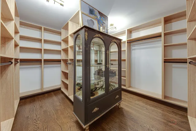 $1,487,000 | 2221 Donegal Drive, Darien, IL 60561