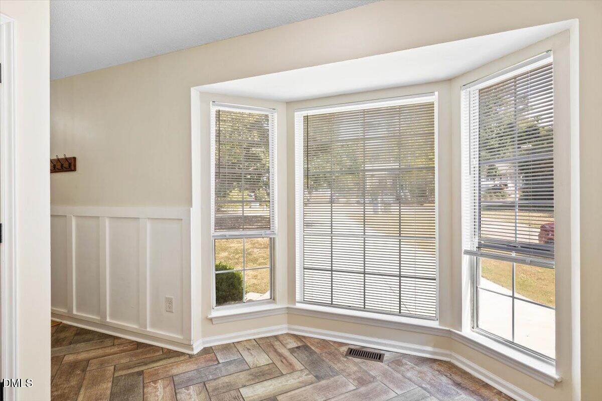 2209 Dobbin Place Raleigh, NC 27604 - Photo 14 of 34 14-2209 Dobbin- Open Peek Media-14