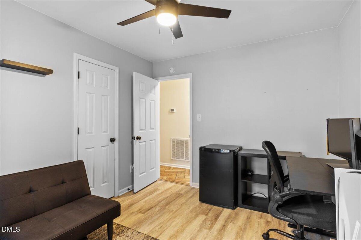 2209 Dobbin Place Raleigh, NC 27604 - Photo 19 of 34 19-2209 Dobbin- Open Peek Media-19