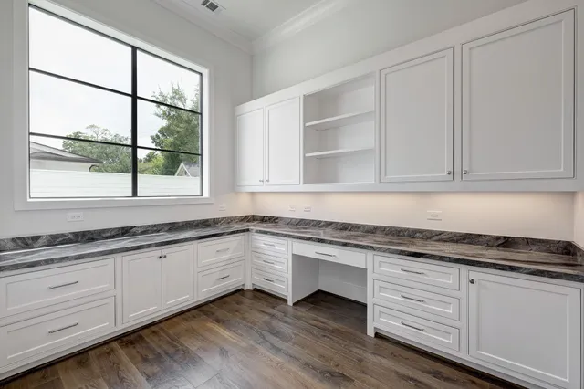 $7,480,000 | 5517 Sturbridge Drive, Houston, TX 77056