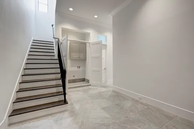 $7,480,000 | 5517 Sturbridge Drive, Houston, TX 77056