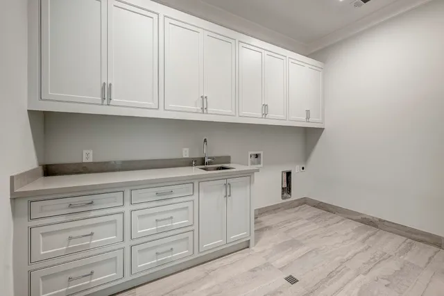 $7,480,000 | 5517 Sturbridge Drive, Houston, TX 77056