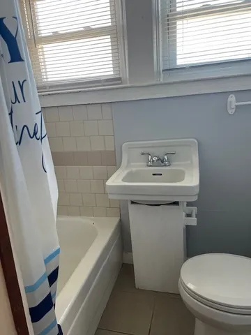 $1,200 | 84 Tweed Street, Unit 3, Pawtucket, RI 02861