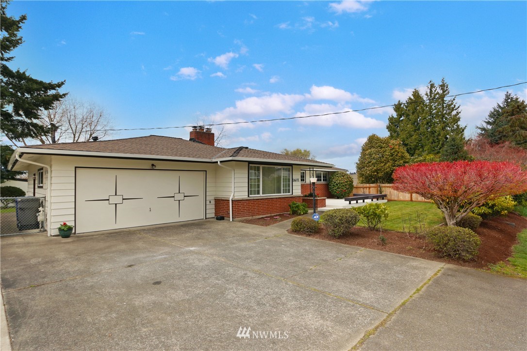 1603 Shattuck Avenue South Renton, WA 98055 - Photo 2 of 24