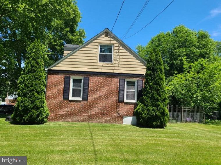 196 Cook Avenue Salem, NJ 08079 - Photo 29 of 31 Side view, streett