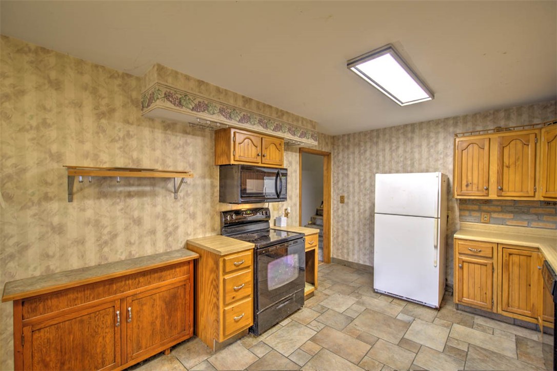 4353 Forest Parkway Decatur, IL 62521 - Photo 14 of 31