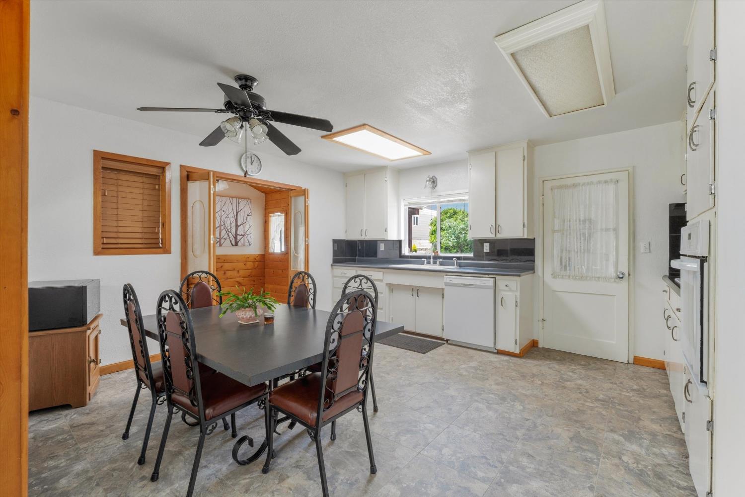 6060 Cosumnes Vista Road Placerville, CA 95667 - Photo 8 of 35