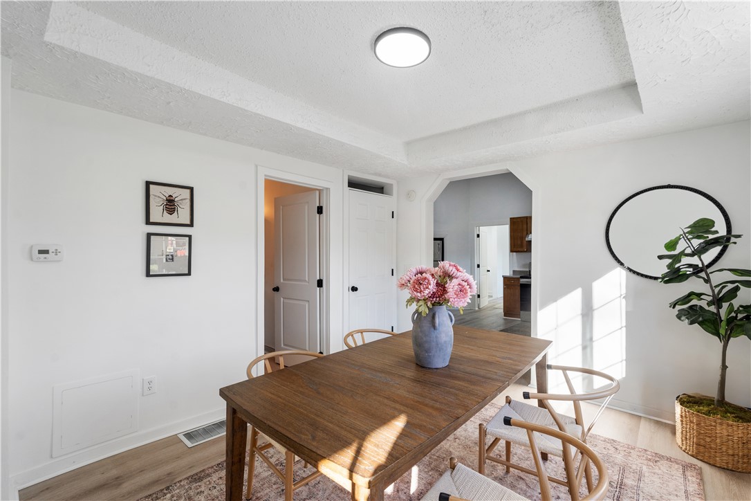 22 Lisbon Street Rochester, NY 14606 - Photo 16 of 34