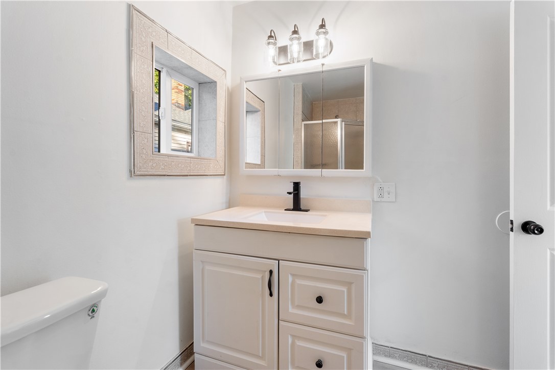 22 Lisbon Street Rochester, NY 14606 - Photo 19 of 34