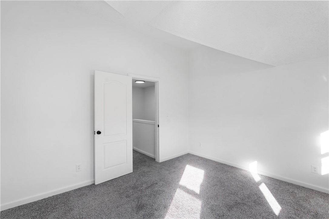 22 Lisbon Street Rochester, NY 14606 - Photo 29 of 34