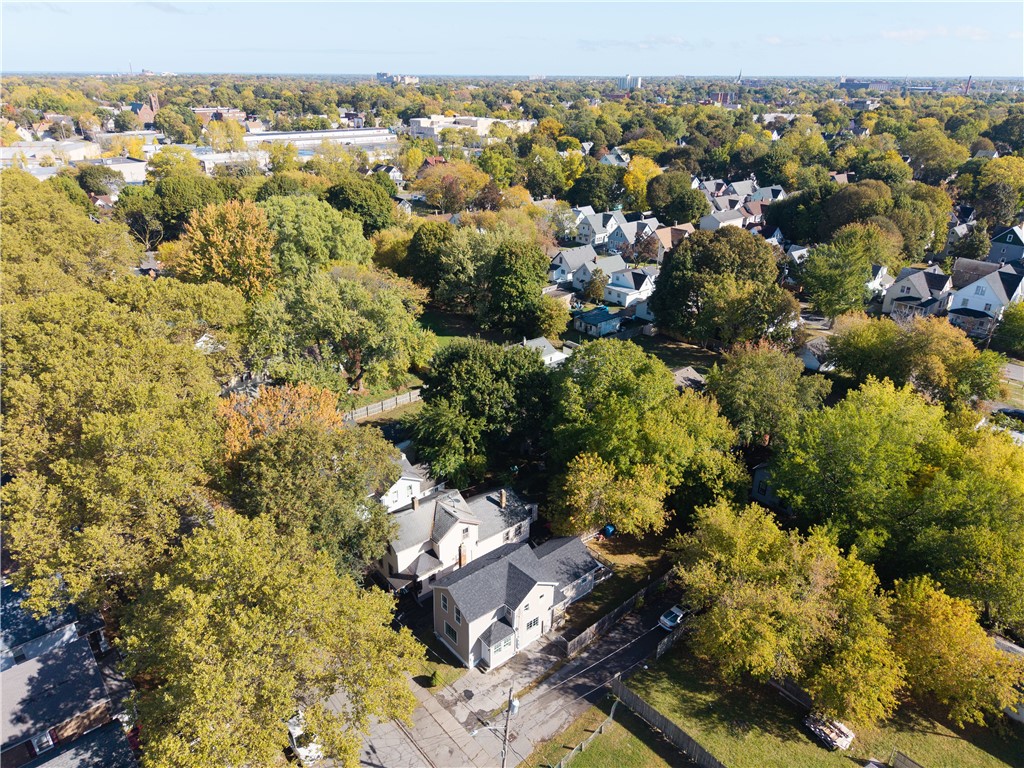 22 Lisbon Street Rochester, NY 14606 - Photo 3 of 34