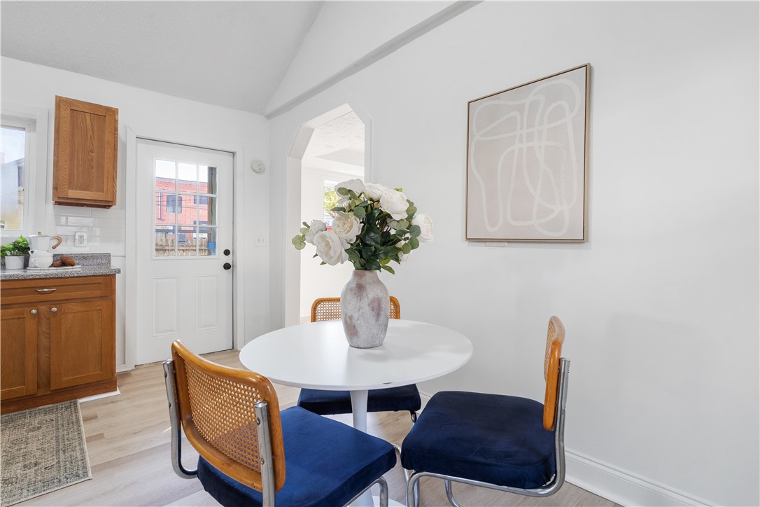 22 Lisbon Street Rochester, NY 14606 - Photo 8 of 34