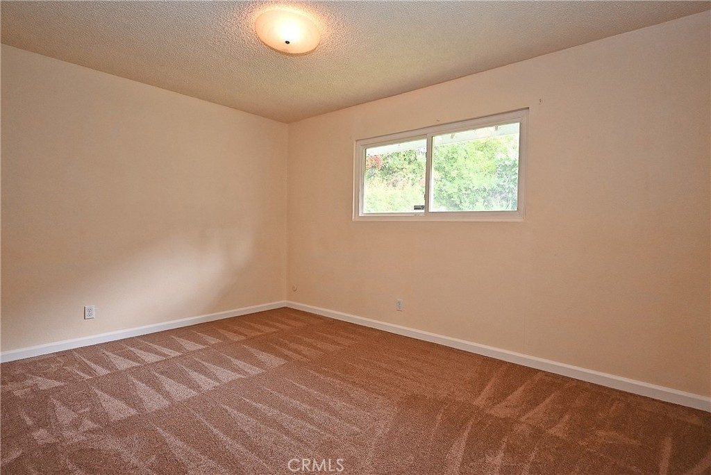 159 Coleridge Drive Vallejo, CA 94591 - Photo 11 of 23 an empty room with a window