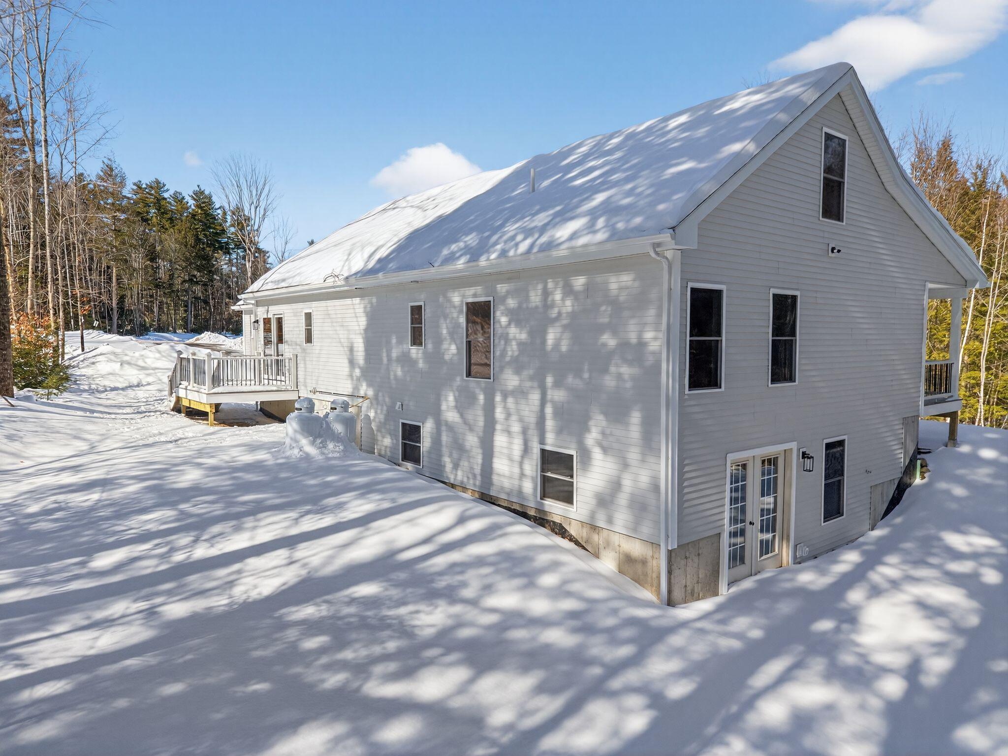 42 Brandons Way Gorham, ME 04038 - Photo 5 of 62 42_Brandons_Way_110