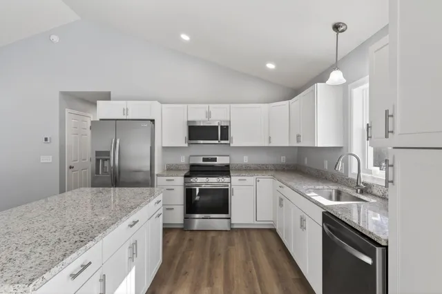 $689,000 | 42 Brandons Way, Gorham, ME 04038