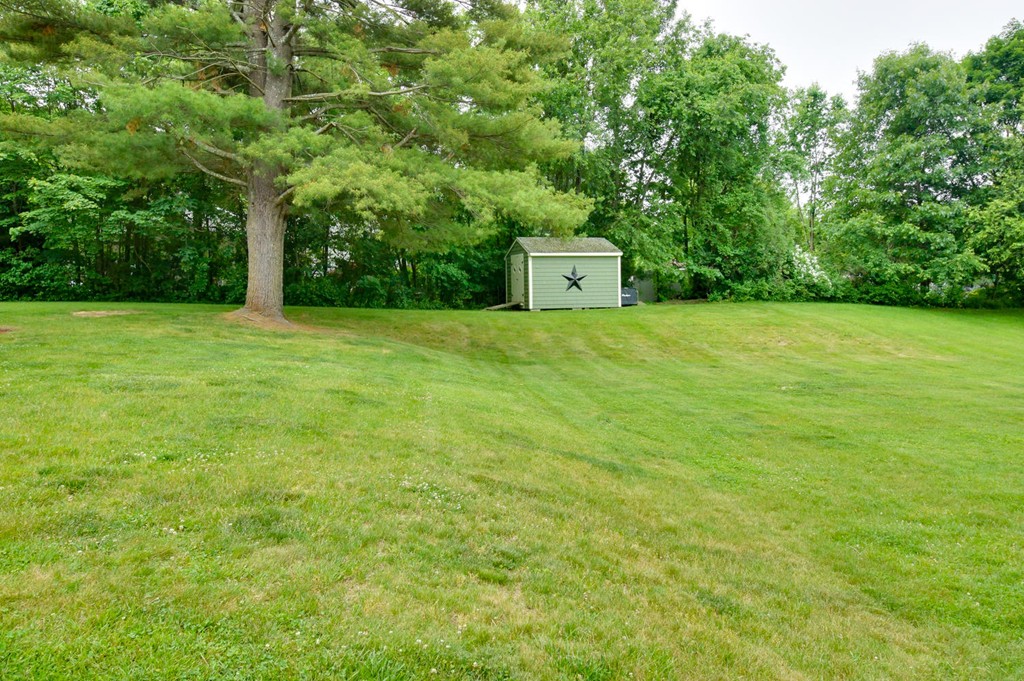 33 Carroll Road Grafton, MA 01536 - Photo 23 of 25 Gallery Image 23
