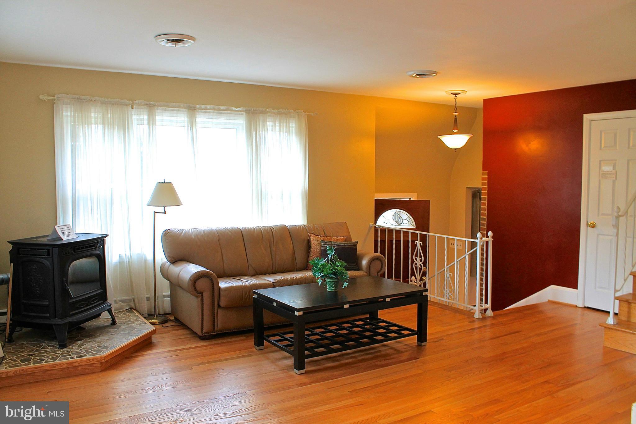 213 East Ring Factory Road Bel Air, MD 21014 - Photo 6 of 30 Living Room