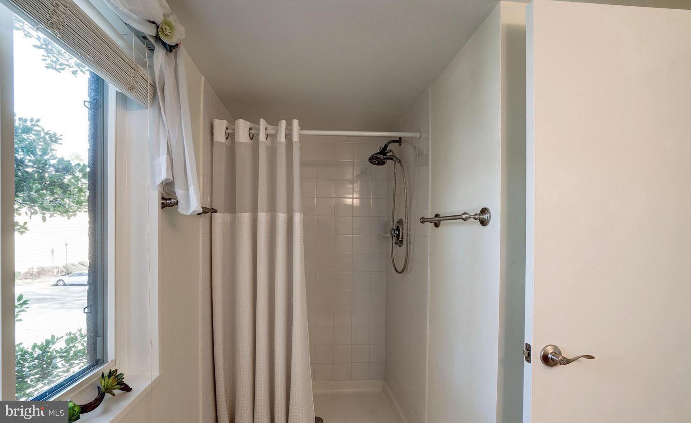 1413 Northgate Square, Unit 11C Reston, VA 20190 - Photo 13 of 23 Primary Bathroom 2