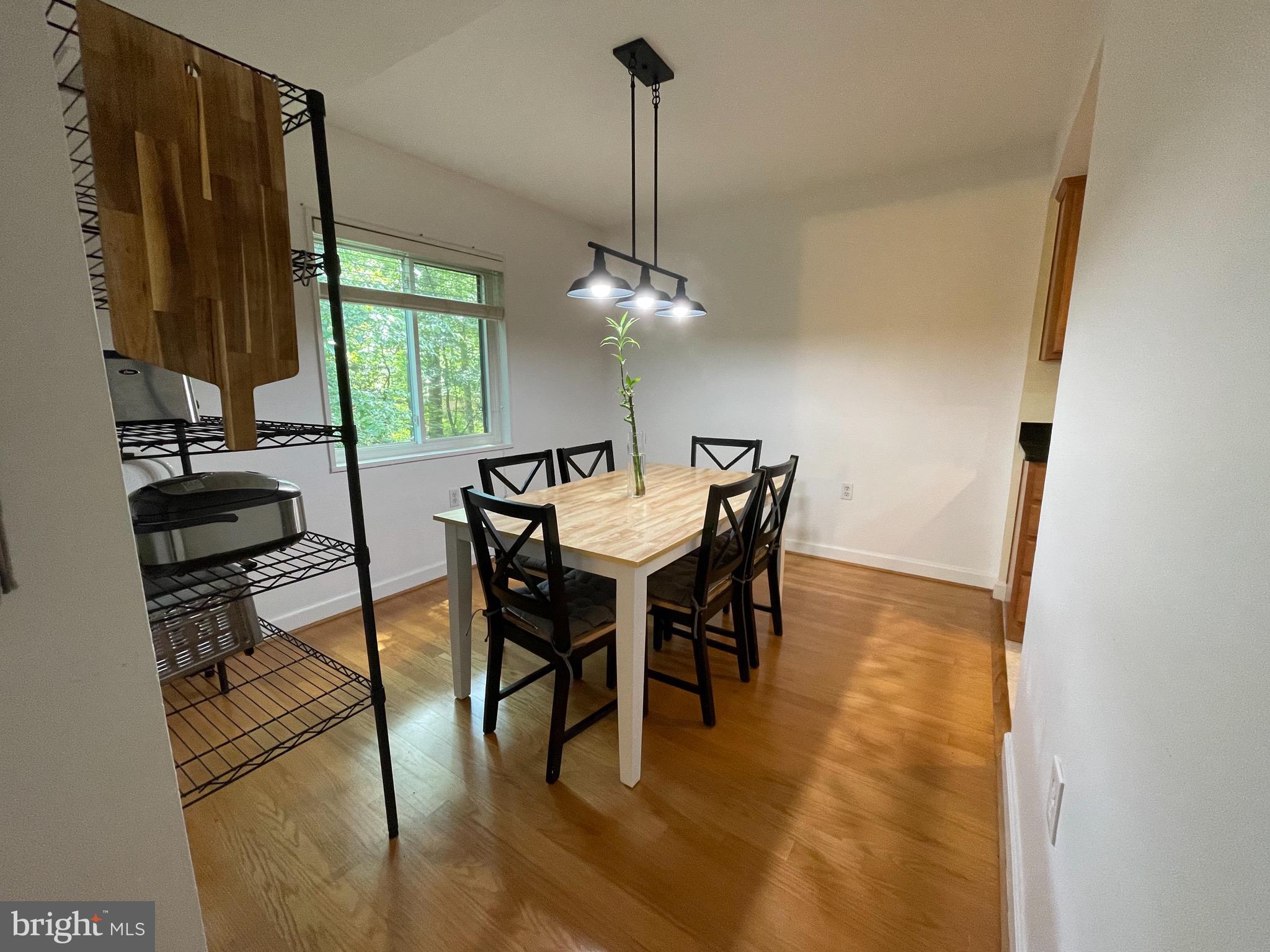 1413 Northgate Square, Unit 11C Reston, VA 20190 - Photo 9 of 23 Dinning Room 2