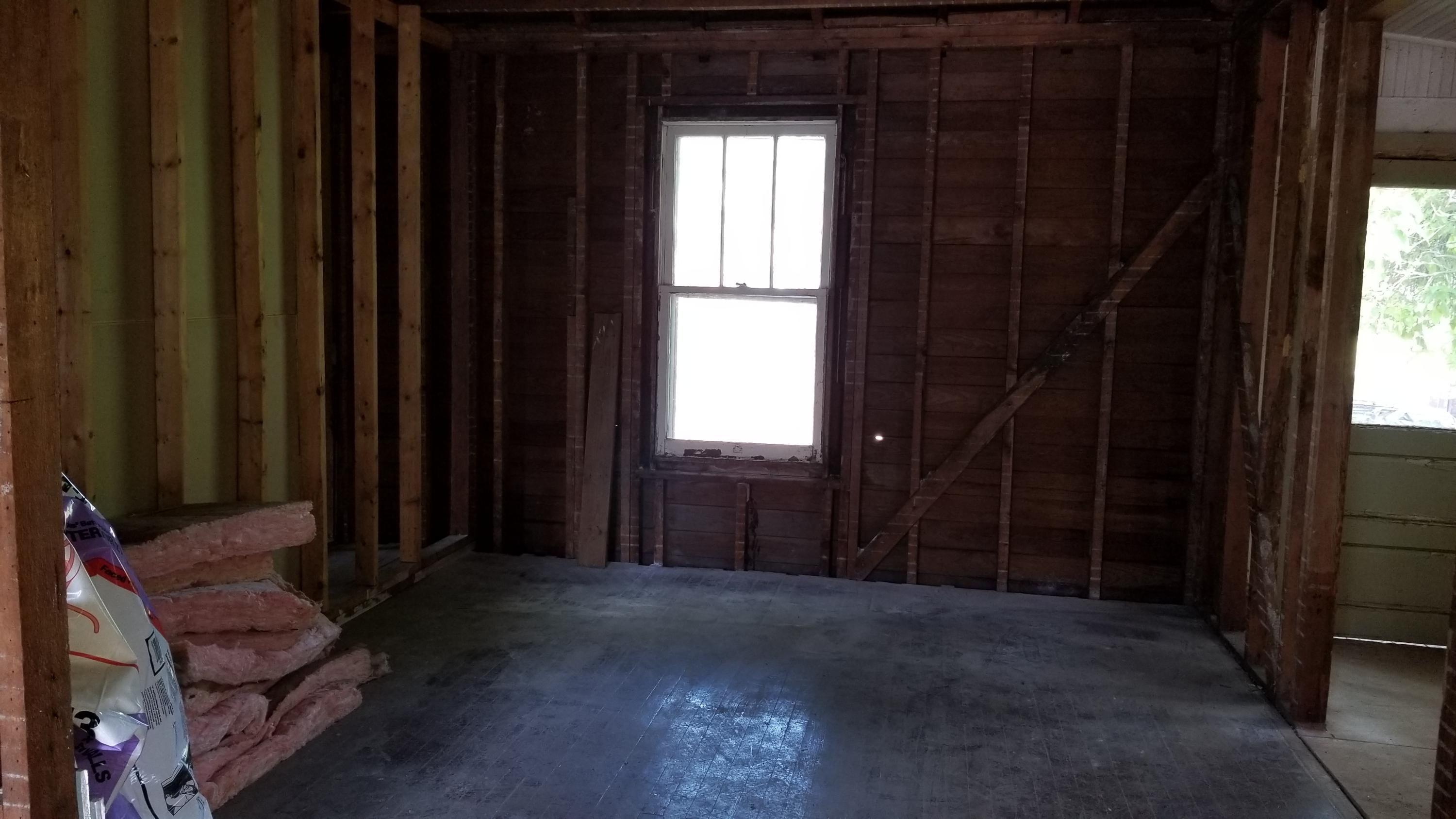 1369 Craig Robertson Road Southeast Roanoke, VA 24014 - Photo 15 of 24 20170723_175649