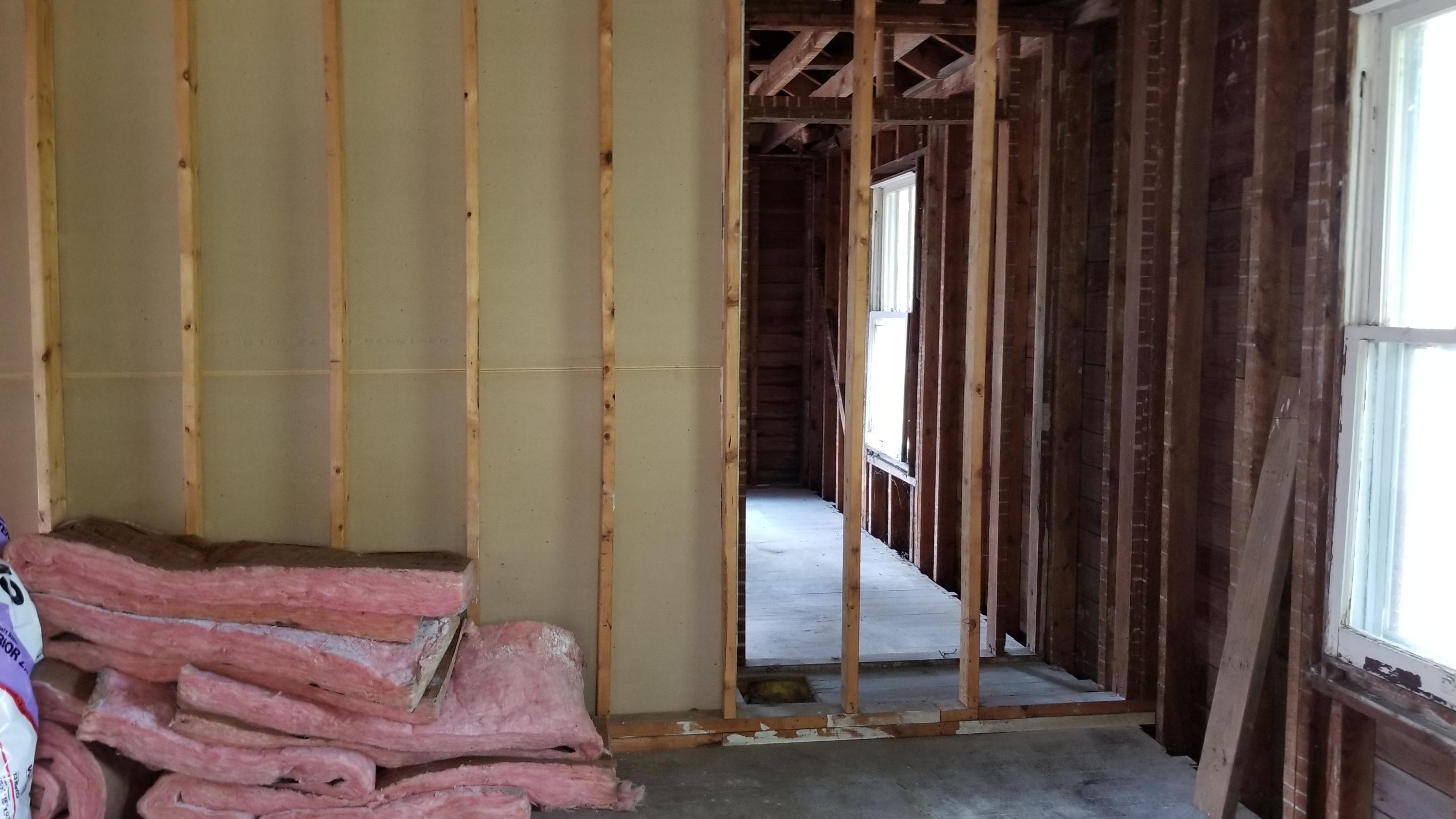 1369 Craig Robertson Road Southeast Roanoke, VA 24014 - Photo 16 of 24 20170723_175755