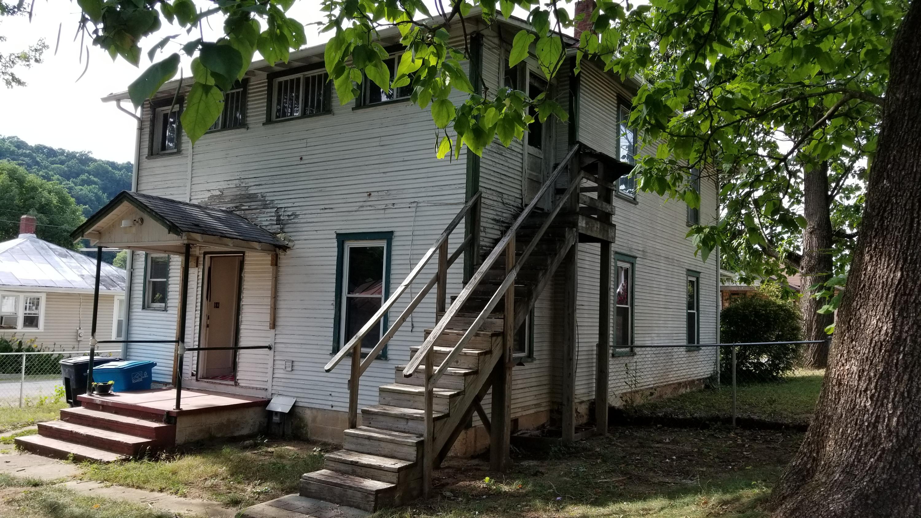 1369 Craig Robertson Road Southeast Roanoke, VA 24014 - Photo 20 of 24 20170723_173709