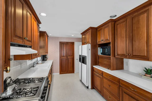 $6,500 | 310 Brooklyn Boulevard, Sea Girt, NJ 08750