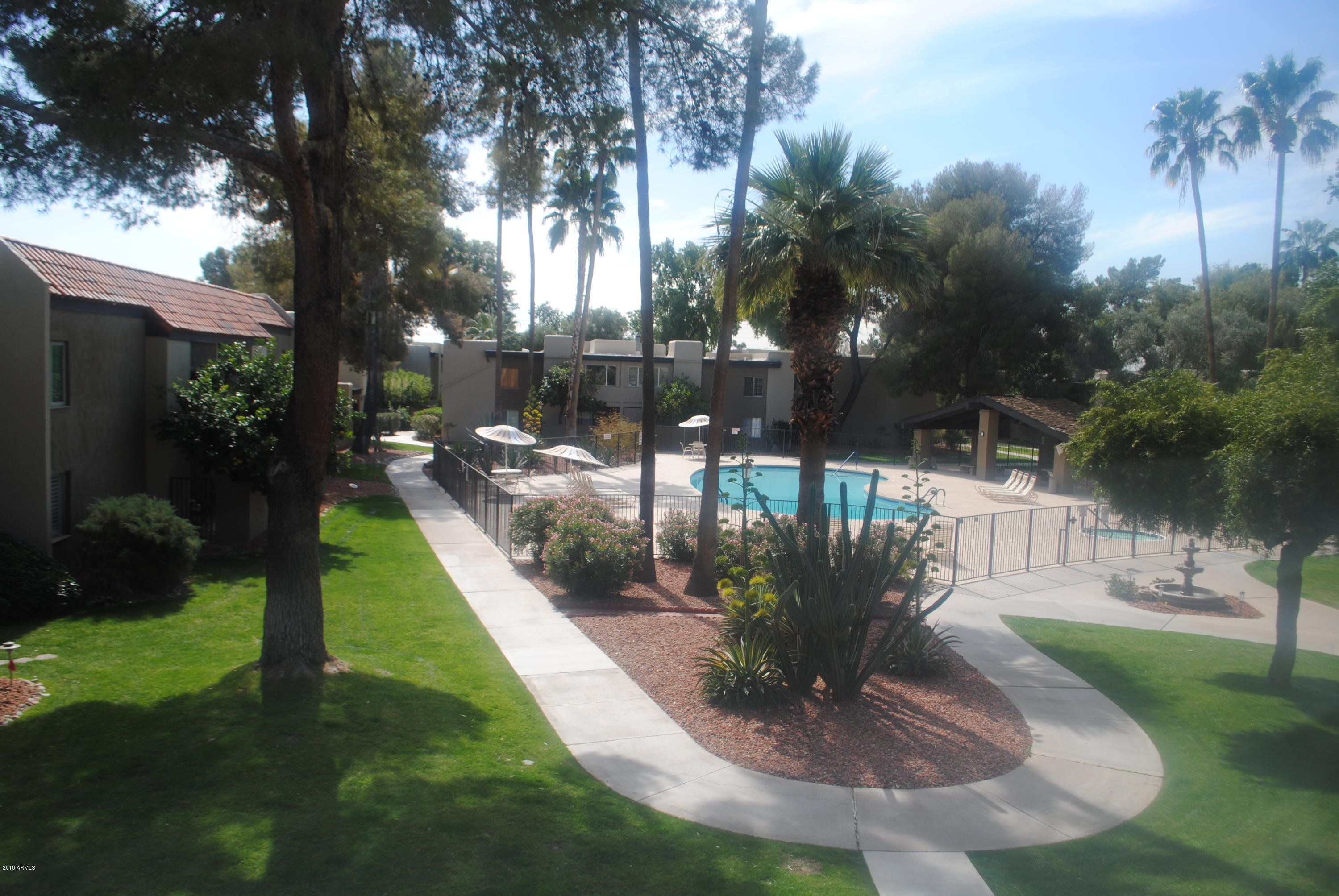 4201 East Camelback Road, Unit 106 Phoenix, AZ 85018 - Photo 18 of 28 DSC_0172