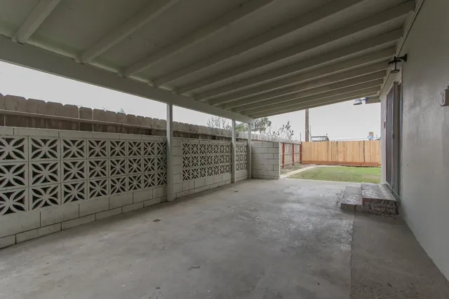 $334,900 | 1400 West Oakland Avenue, Tulare, CA 93274