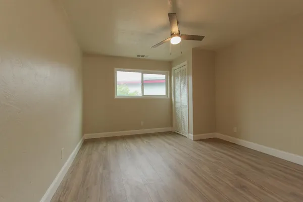 $334,900 | 1400 West Oakland Avenue, Tulare, CA 93274