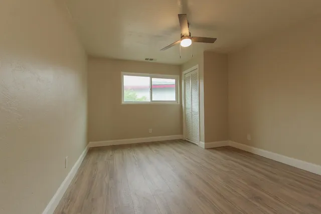 $339,900 | 1400 West Oakland Avenue, Tulare, CA 93274