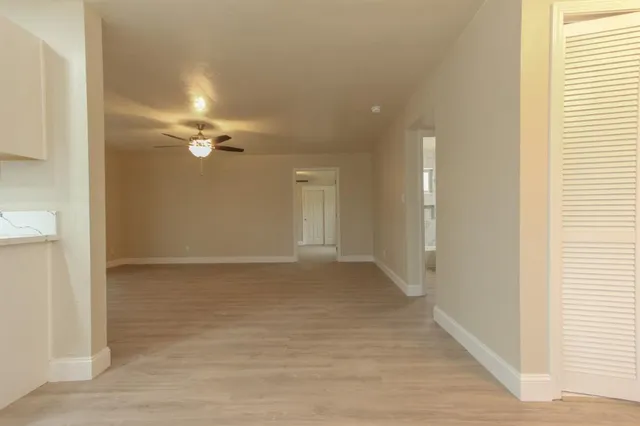 $334,900 | 1400 West Oakland Avenue, Tulare, CA 93274