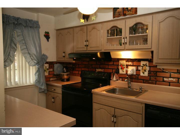 1201 Laurel Road Sharon Hill, PA 19079 - Photo 8 of 16 Kitchen