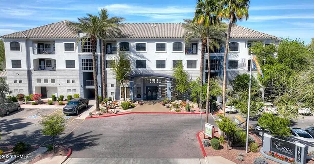 $1,556 | 1802 West Maryland Avenue, Unit B2, Phoenix, AZ 85015