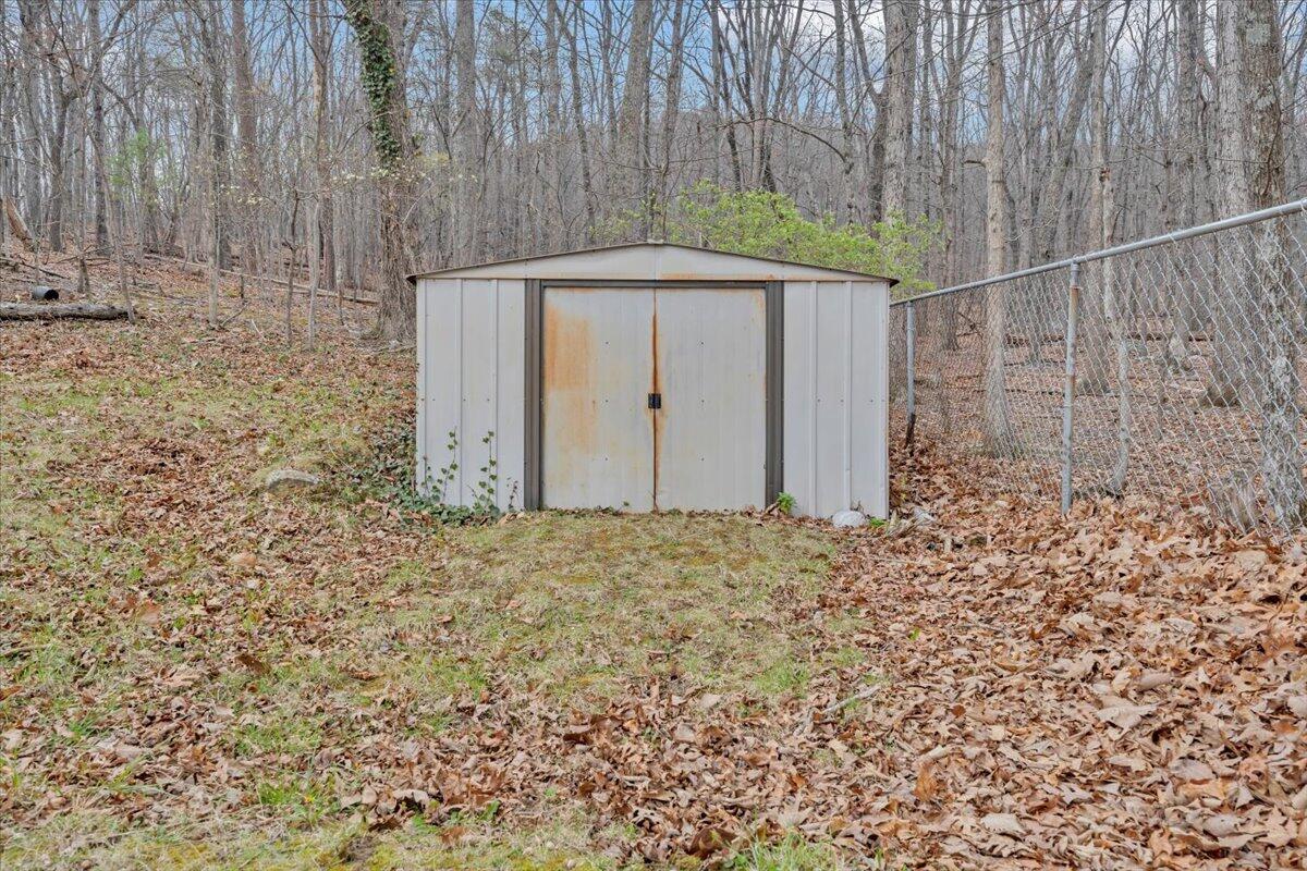 3988 Welcome Valley Road Southeast Roanoke, VA 24014 - Photo 41 of 47 40-MIB03106