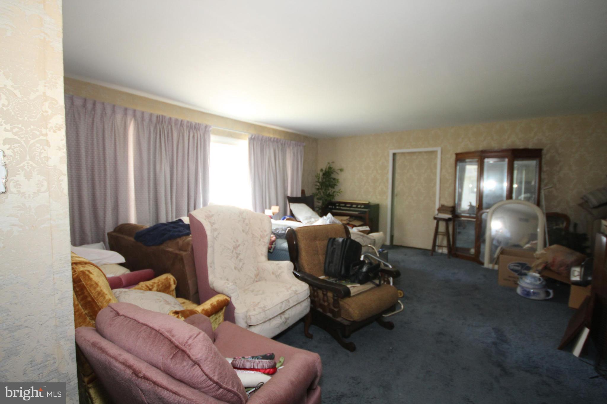 458 Greentree Road Sewell, NJ 08080 - Photo 4 of 81 Gallery Image 4