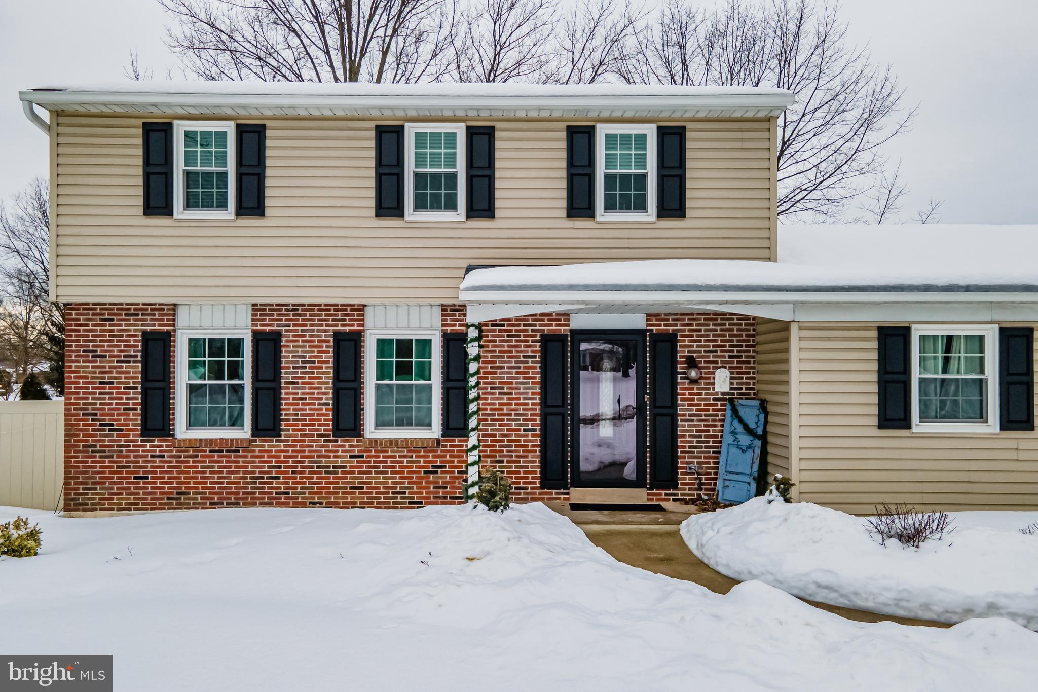 382 Allentown Road Souderton, PA 18964 - Photo 8 of 50 Stay dry with the covered entrance Porch