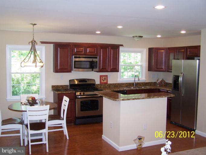 140 Jefferson Road Waldorf, MD 20602 - Photo 22 of 28 Kitchen