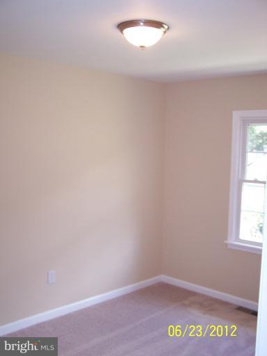 140 Jefferson Road Waldorf, MD 20602 - Photo 4 of 28 Bedroom